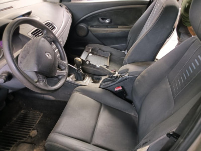 RENAULT MEGANE III SPORT TOURER