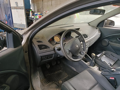 RENAULT MEGANE III SPORT TOURER — автомобиль-донор на запчасти 
