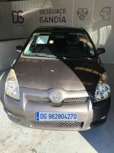  TOYOTA COROLLA VERSO (R1) 