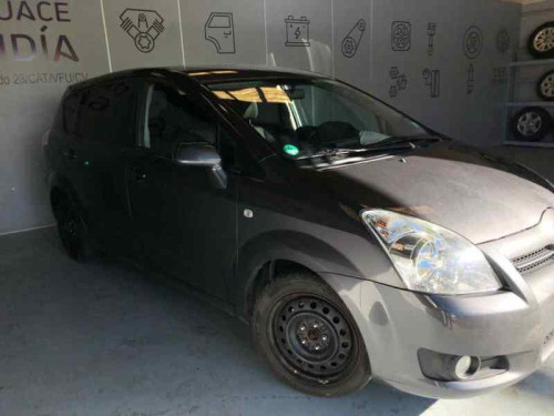  TOYOTA COROLLA VERSO (R1) 