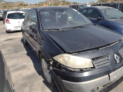 RENAULT MEGANE II BERLINA 3P
