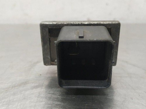  CAJA PRECALENTAMIENTO NISSAN NV200 /EVALIA (M20/M) 