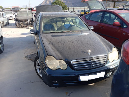  MERCEDES-BENZ CLASE C (BM 203) BERLINA 