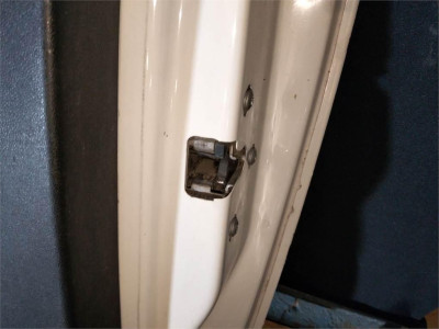 CERRADURA PUERTA DELANTERA DERECHA