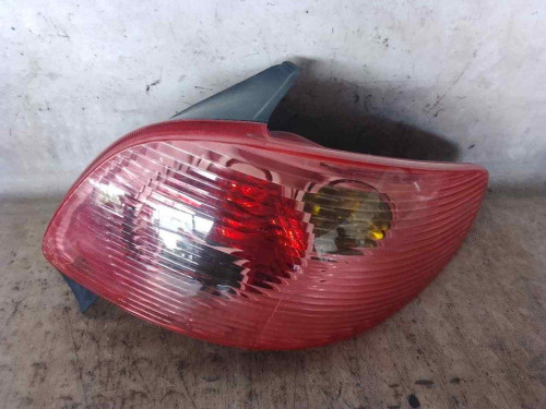 PILOTO TRASERO DERECHO Peugeot 206 