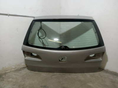 PORTON TRASERO, SEAT