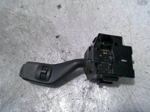  MANDO INTERMITENTES Ford FOCUS BERLINA (CAP) 