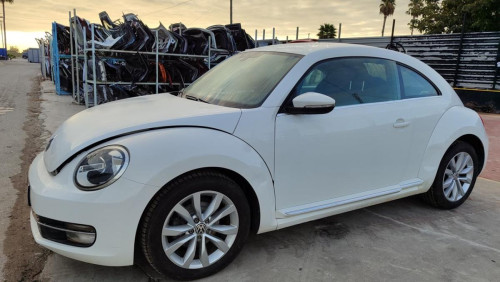  VOLKSWAGEN BEETLE (5C1)(06.2011) 