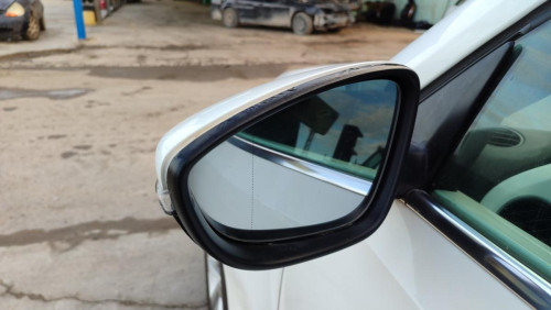  VOLKSWAGEN BEETLE (5C1)(06.2011) 