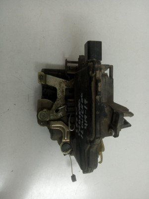 CERRADURA PUERTA TRASERA IZQUIERDA, SEAT, LEON (1M1)