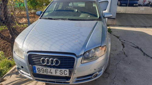  AUDI A4 BERLINA (8E) 