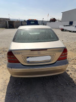 MERCEDES-BENZ CLASE C (BM 203) BERLINA