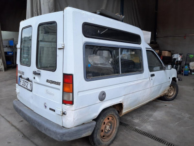 RENAULT RAPID /EXPRESS (F40)