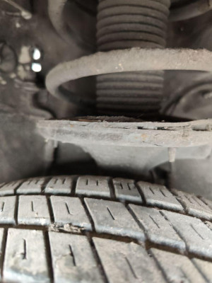 AMORTIGUADOR DELANTERO DERECHO