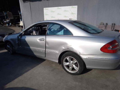 MERCEDES-BENZ CLK (BM 209) COUPE