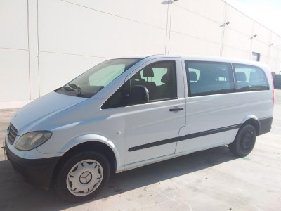 MERCEDES-BENZ VITO KOMBI (639)