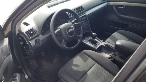  Audi A4 Berlina (8E)(2004->) 2.0 TDI 16V (103kW) 