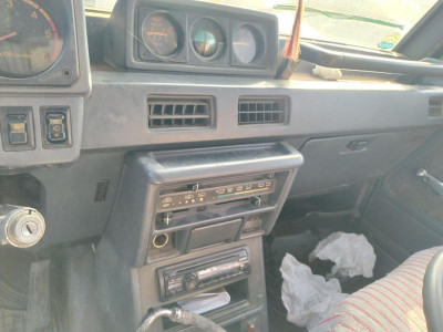 WARNING, MITSUBISHI, MONTERO (V20/V40)