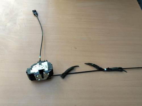 CERRADURA PUERTA DELANTERA DERECHA NISSAN MICRA (K12E) 