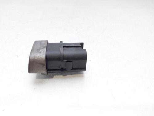  WARNING FORD FOCUS BERLINA (CB4) 
