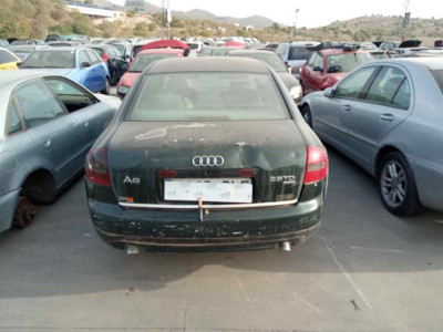 AUDI A6 BERLINA (4B2)
