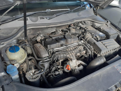 VOLKSWAGEN PASSAT BERLINA (3C2)