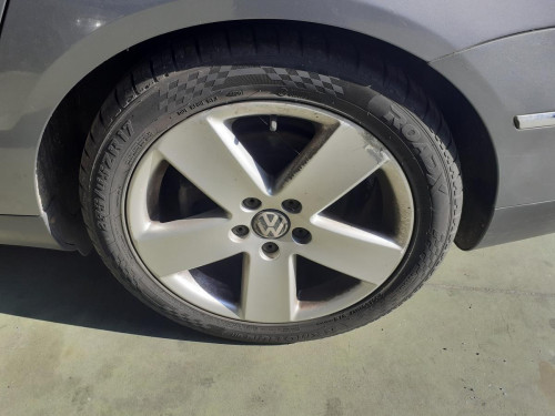  VOLKSWAGEN PASSAT BERLINA (3C2) 