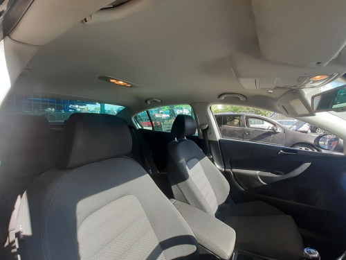  VOLKSWAGEN PASSAT BERLINA (3C2) 