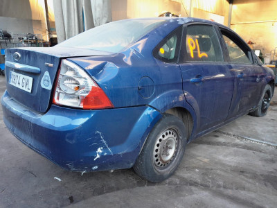 FORD FOCUS BERLINA (CB4)