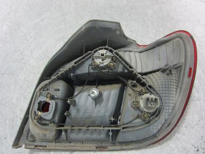 PILOTO TRASERO IZQUIERDO INTERIOR, TOYOTA, YARIS (NCP1/NLP1/SCP1)