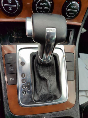 VOLKSWAGEN PASSAT VARIANT (3C5)