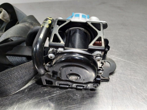 CINTURON SEGURIDAD DELANTERO DERECHO Mazda 3 BERLINA / SEDÁN (BM/BN) 