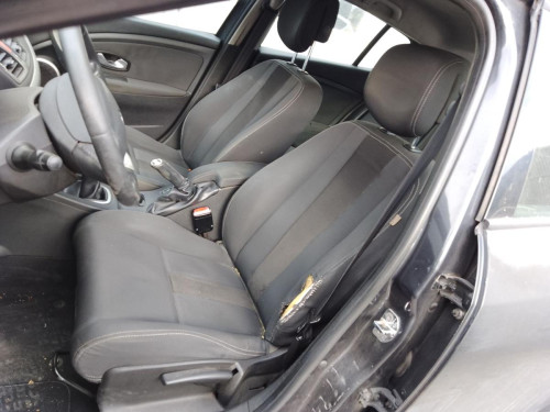 RENAULT MEGANE III BERLINA 5P — автомобиль-донор на запчасти 