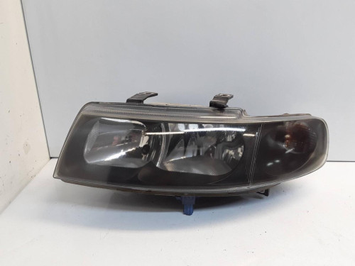 FARO IZQUIERDO SEAT TOLEDO (1M2) 