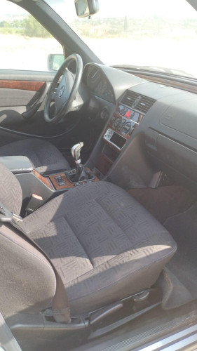 MERCEDES-BENZ CLASE C (BM 202) BERLINA — vehículo donante para recambios 