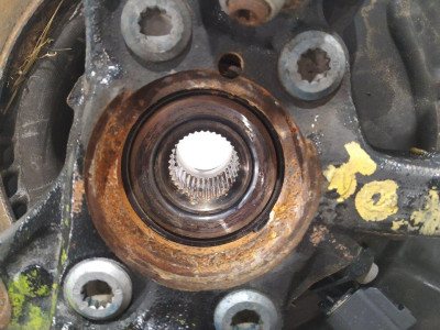 MANGUETA DELANTERA IZQUIERDA, AUDI, Q3 (8UG)