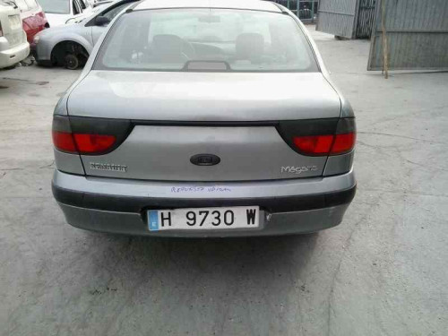  RENAULT MEGANE I BERL./ BERL. CON PORTÓN (BA0) 