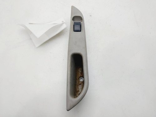 MANDO ELEVALUNAS TRASERO IZQUIERDO Nissan ALMERA TINO (V10M) 