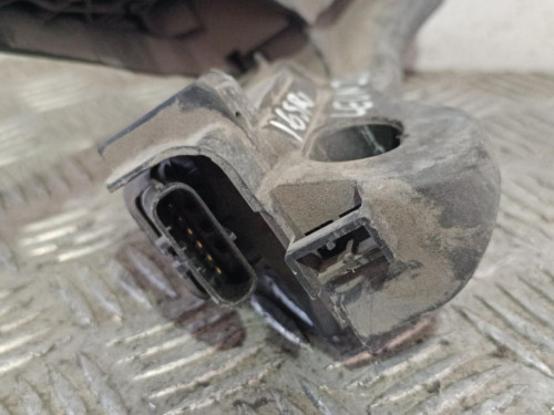  PEDAL ACELERADOR 