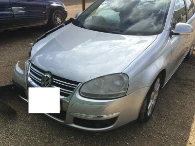 VOLKSWAGEN JETTA V (1K2)