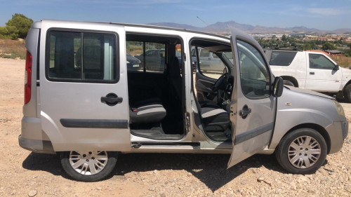 FIAT I DOBLÒ (119) — vehículo donante para recambios 