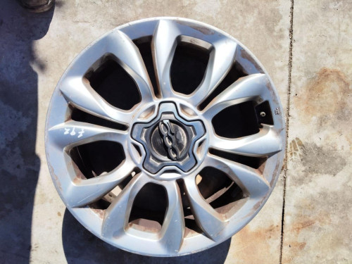 LLANTA Fiat 500X (334) 