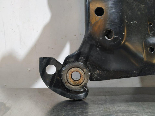 PUENTE DELANTERO Ford FOCUS BERLINA (CAP) 