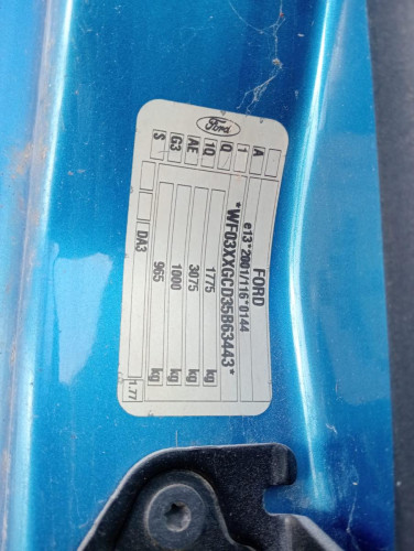  FORD FOCUS BERLINA (CAP) 