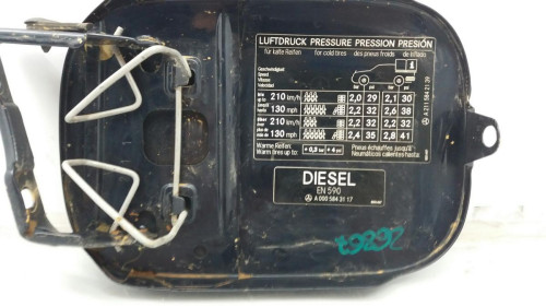 TAPA EXTERIOR COMBUSTIBLE MERCEDES-BENZ CLASE E (BM 211) BERLINA 