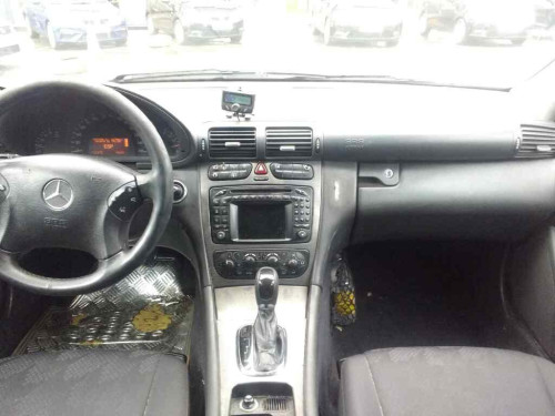  MERCEDES-BENZ CLASE C (BM 203) FAMILIAR 