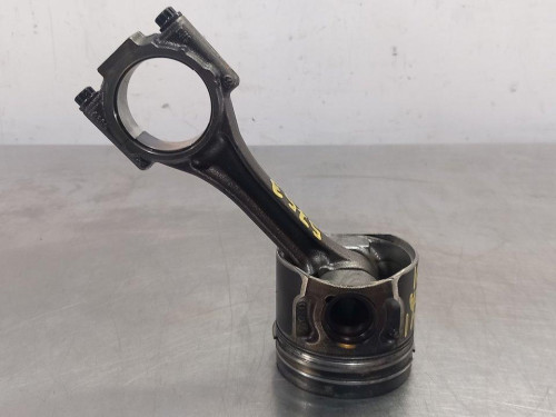  PISTON VOLKSWAGEN JETTA V (1K2) 