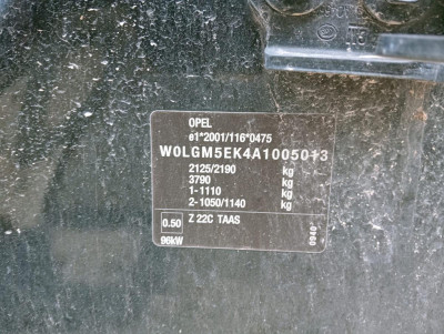 OPEL INSIGNIA BERLINA