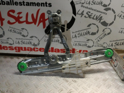 ELEVALUNAS TRASERO IZQUIERDO