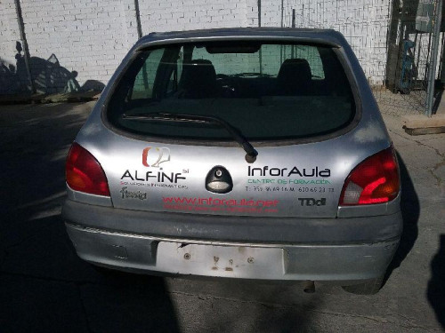  FORD FIESTA BERLINA (DX) 